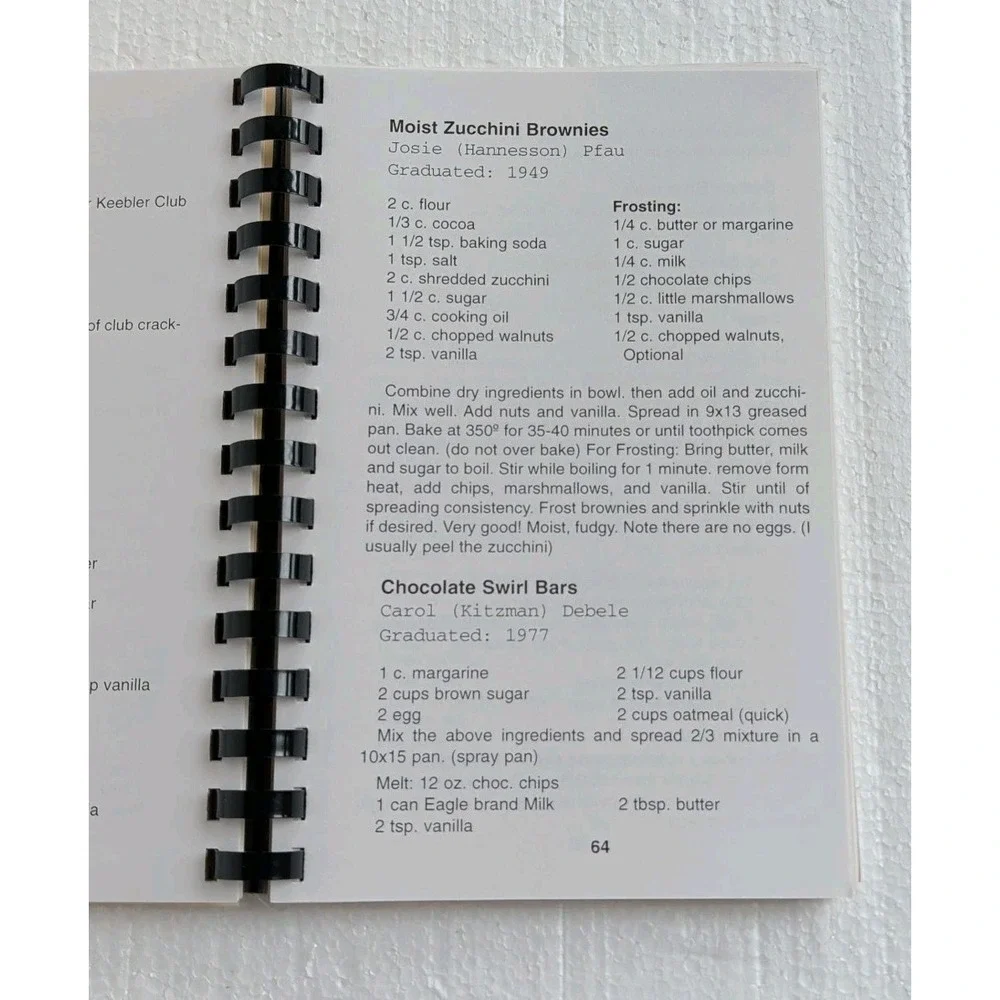 Upham-Bantry All-School Reunion 2000 Commemorative Cookbook By Upham Alumni‎